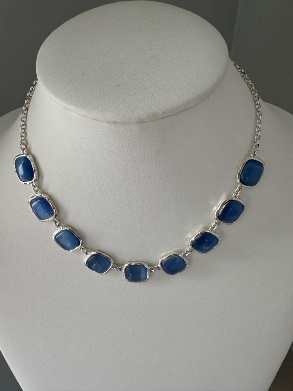 Source Unknown Silver-Tone Necklace with Blue Cabochon Accents